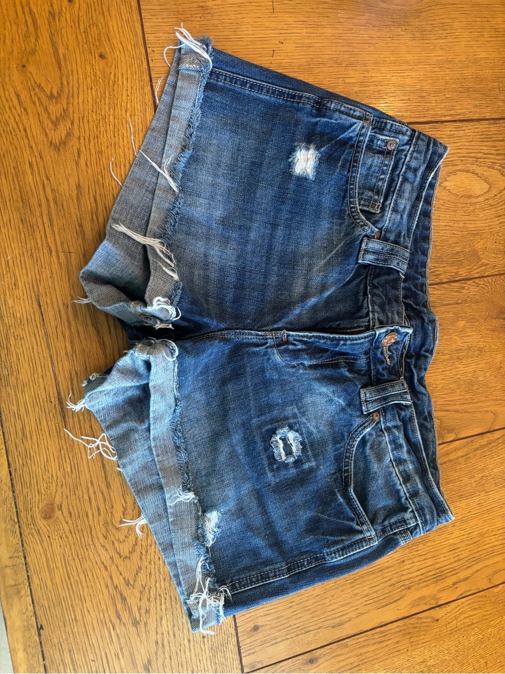 GAP Women's Distressed Denim Shorts - Blue Wash
